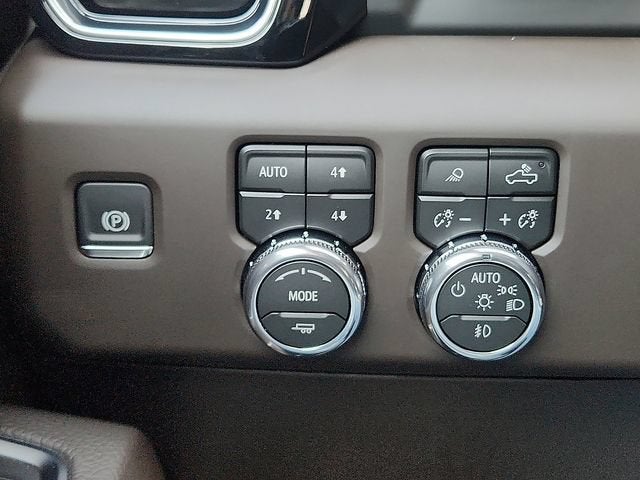 2026 GMC Sierra 3500 HD Denali DRW