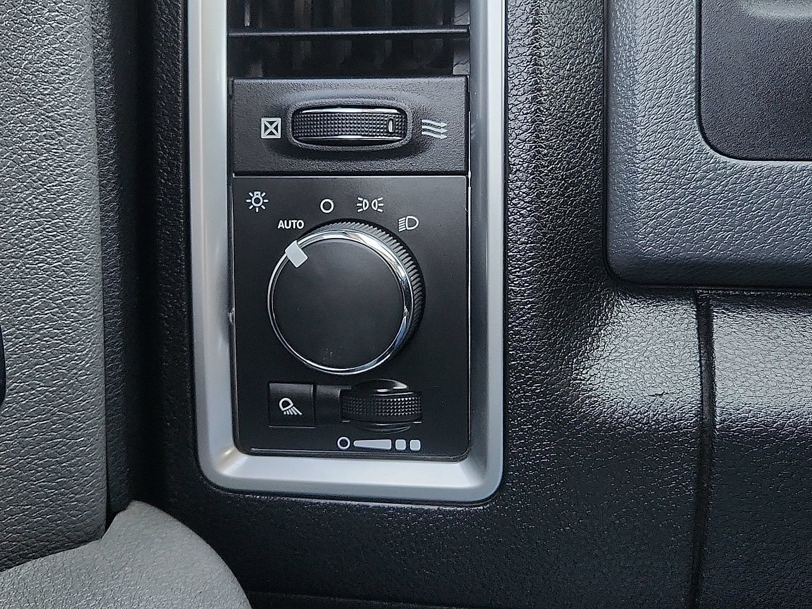 2014 RAM 3500 SLT