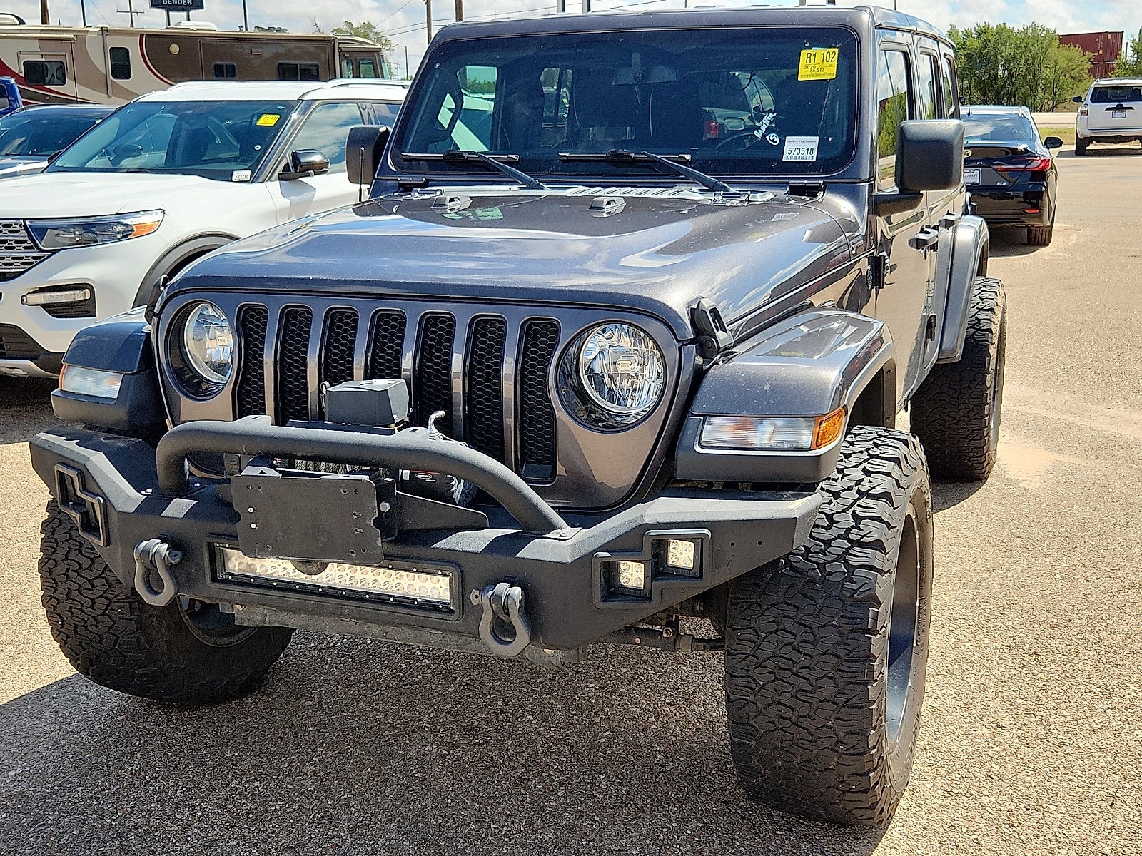 2020 Jeep Wrangler Unlimited Sahara Altitude
