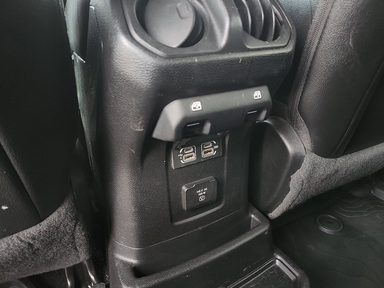 2020 Jeep Wrangler Unlimited Sahara High Altitude