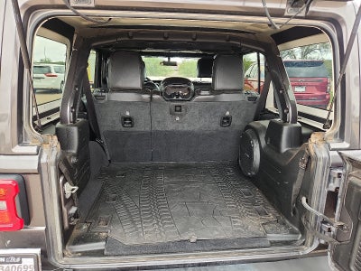 2020 Jeep Wrangler Unlimited Sahara High Altitude