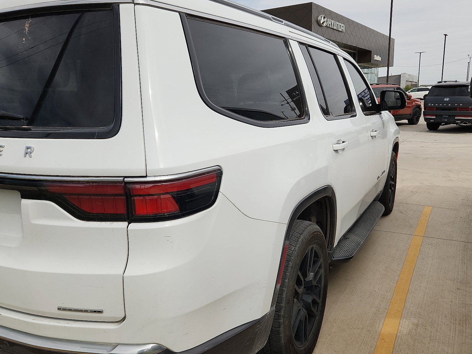 2022 Jeep Wagoneer Series II