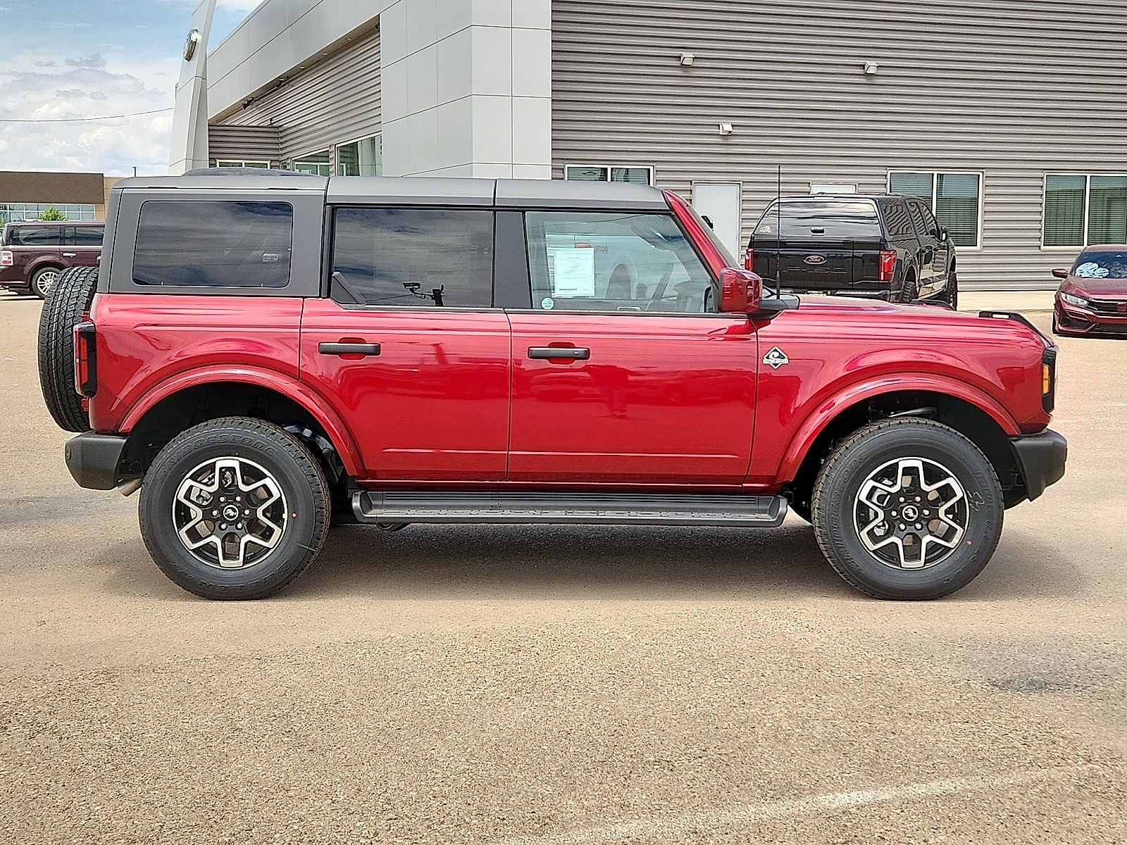 2026 Ford Bronco Outer Banks®