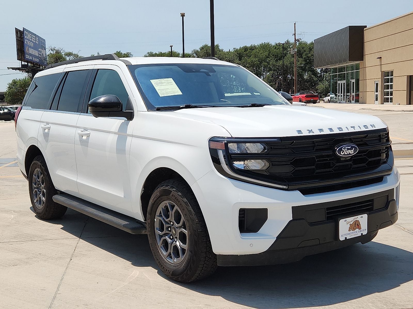 2025 Ford Expedition Active