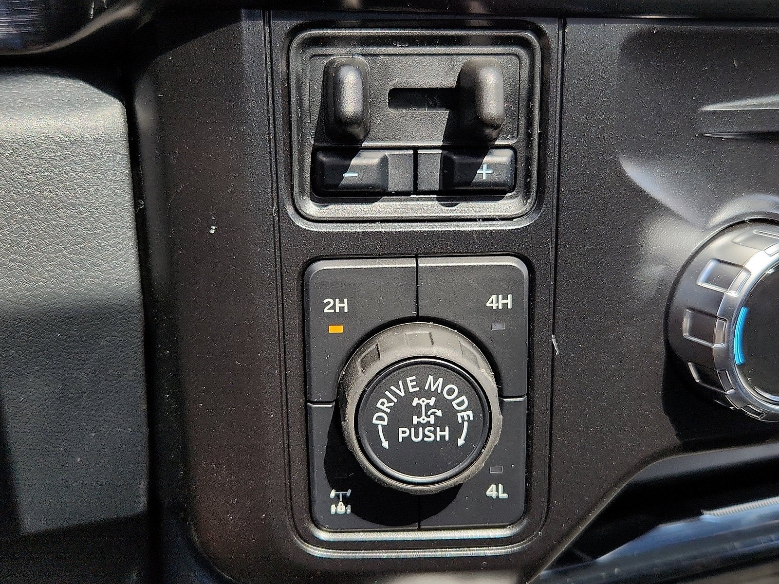 2027 Ford F-250SD Lariat