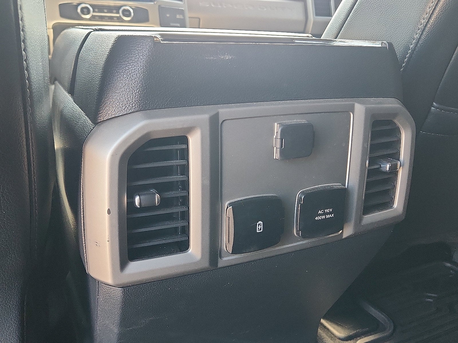 2022 Ford F-350 Lariat