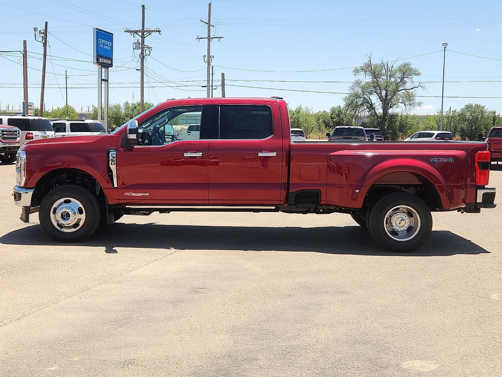 2026 Ford Super Duty F-350® Lariat®