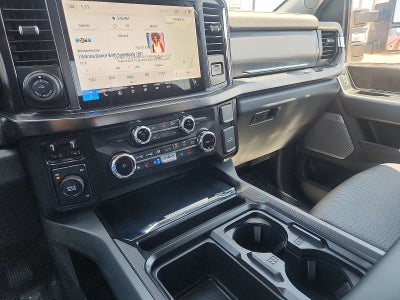 2026 Ford Super Duty F-350® Lariat®