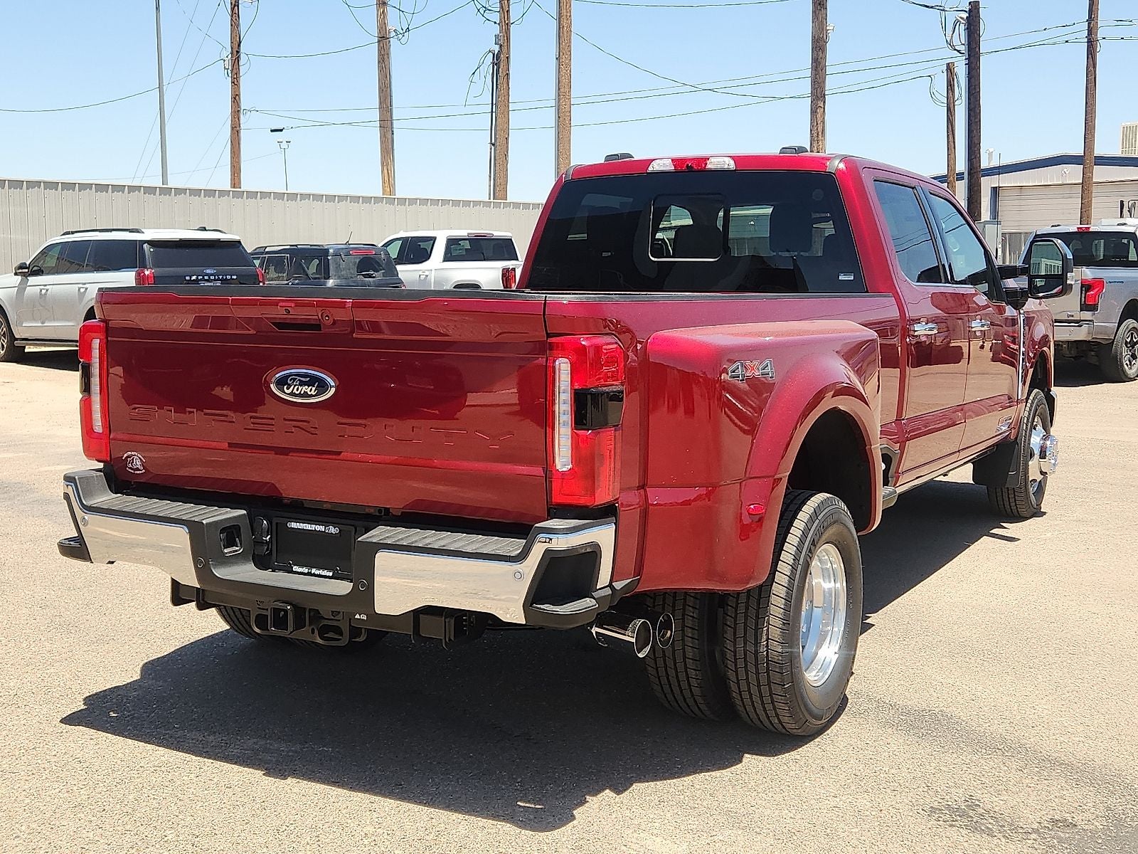 2026 Ford Super Duty F-350® Lariat®