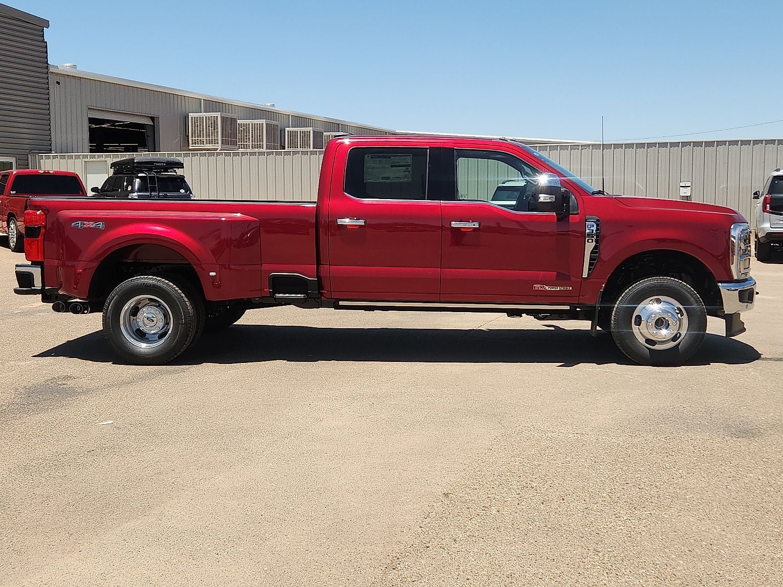 2026 Ford Super Duty F-350® Lariat®