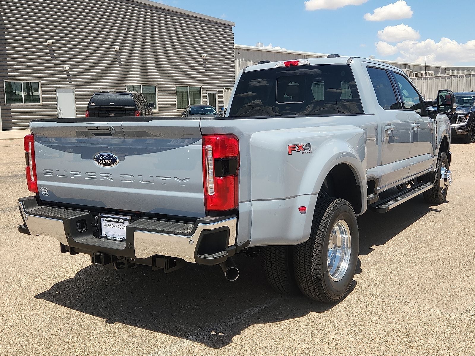 2026 Ford F-350SD Lariat DRW