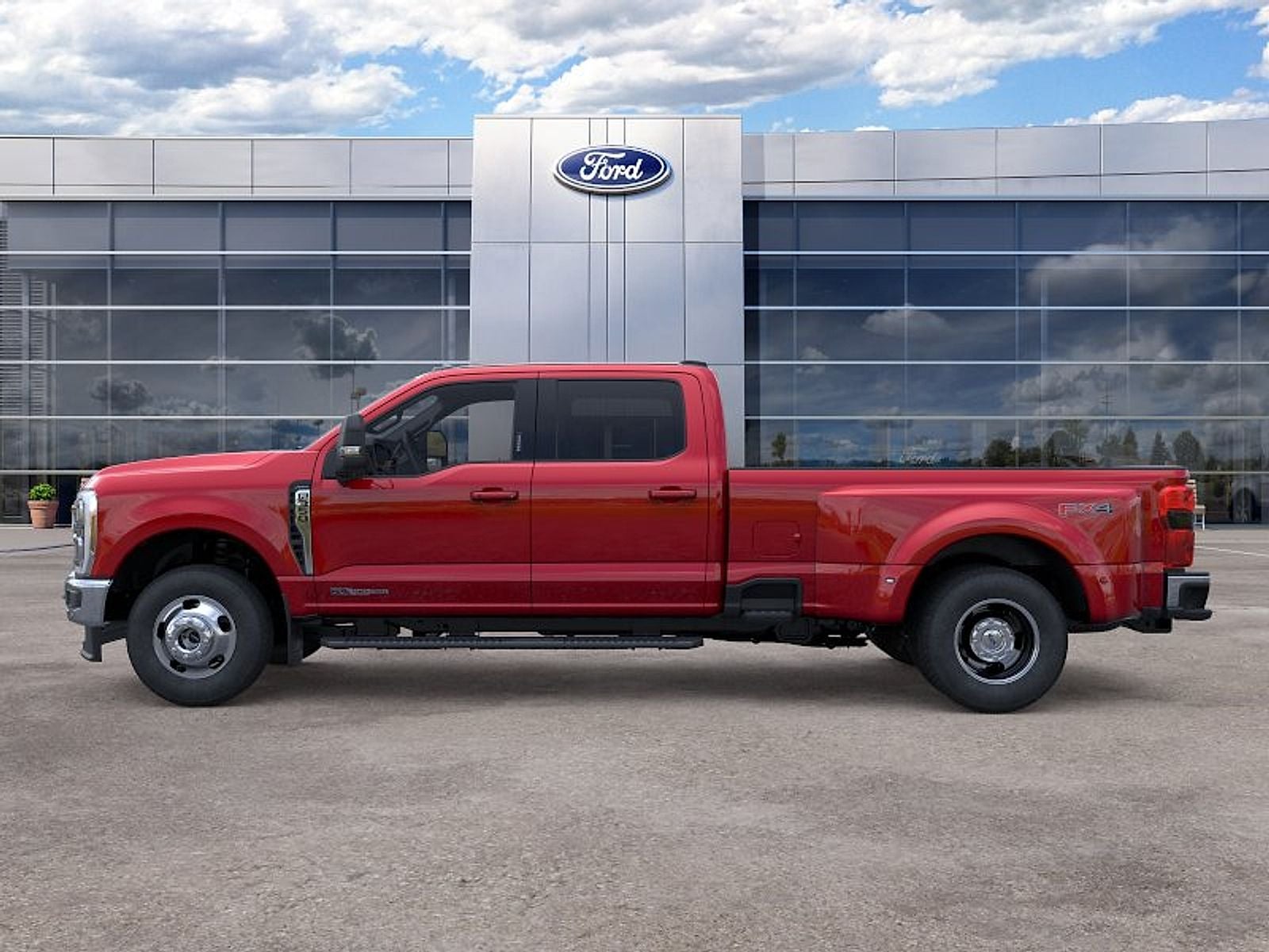 2026 Ford F-350SD Lariat DRW