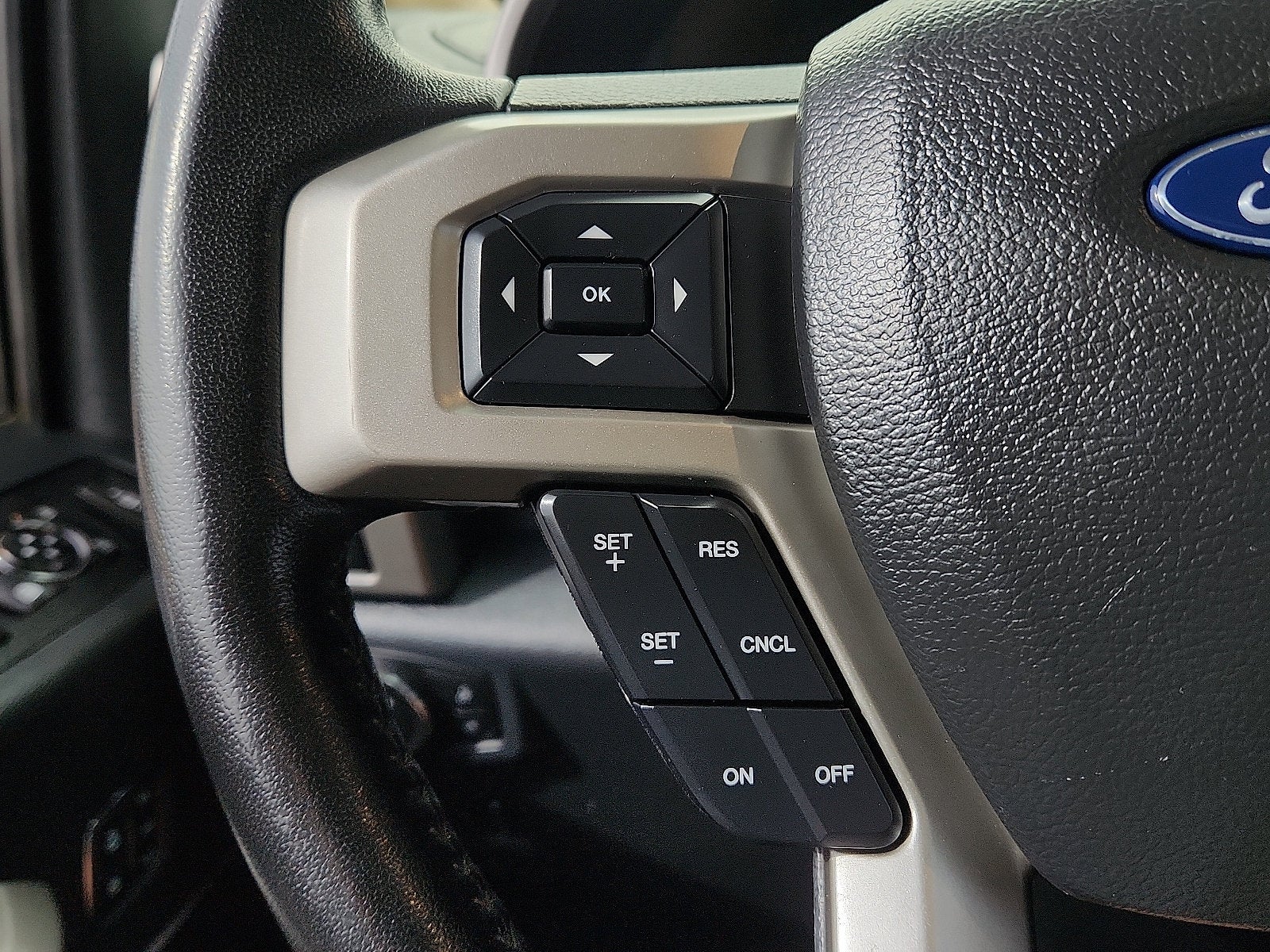 2022 Ford F-350 Lariat DRW