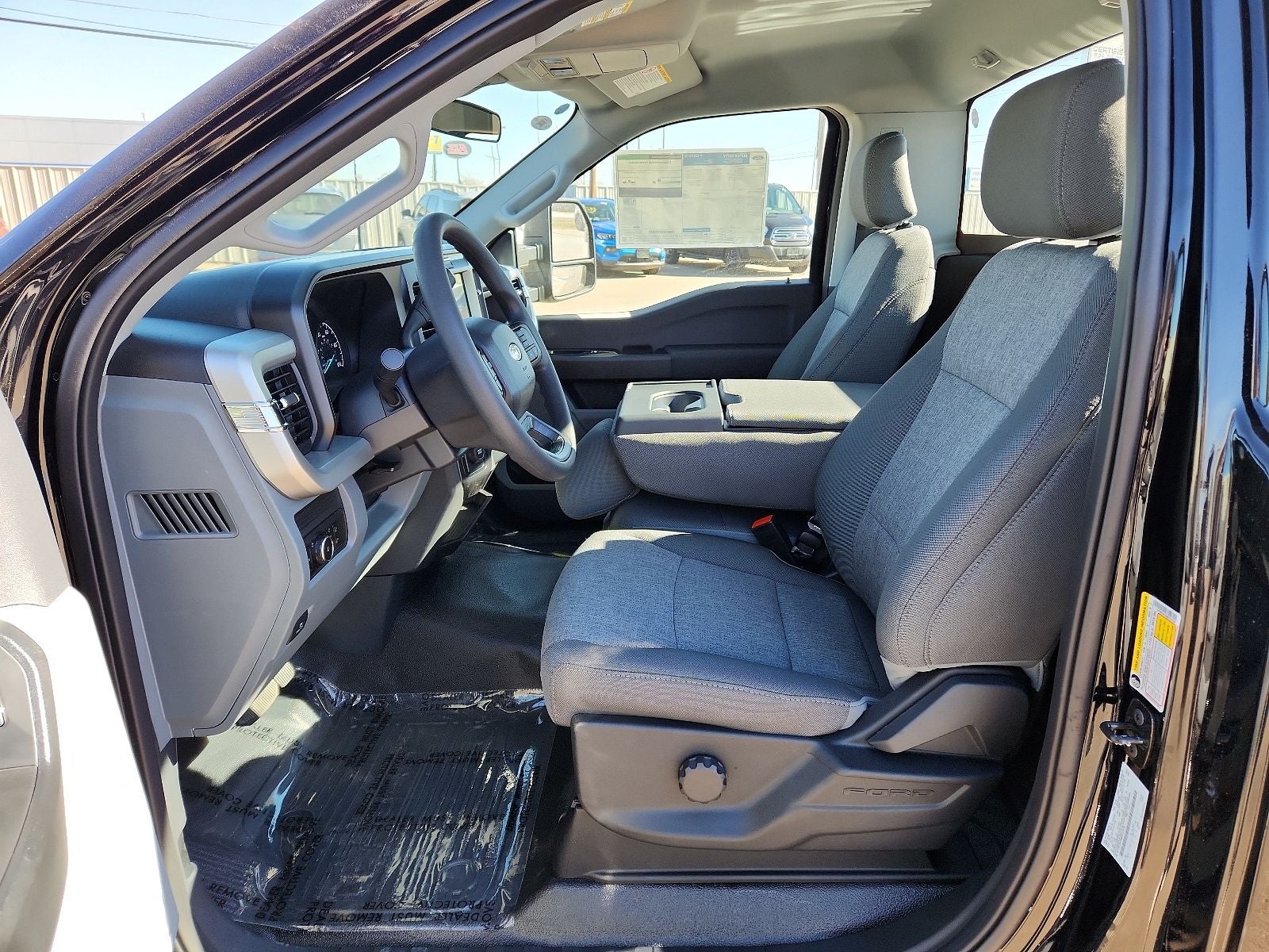 2025 Ford Super Duty F-250® XL