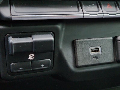2020 Chevrolet Silverado Custom