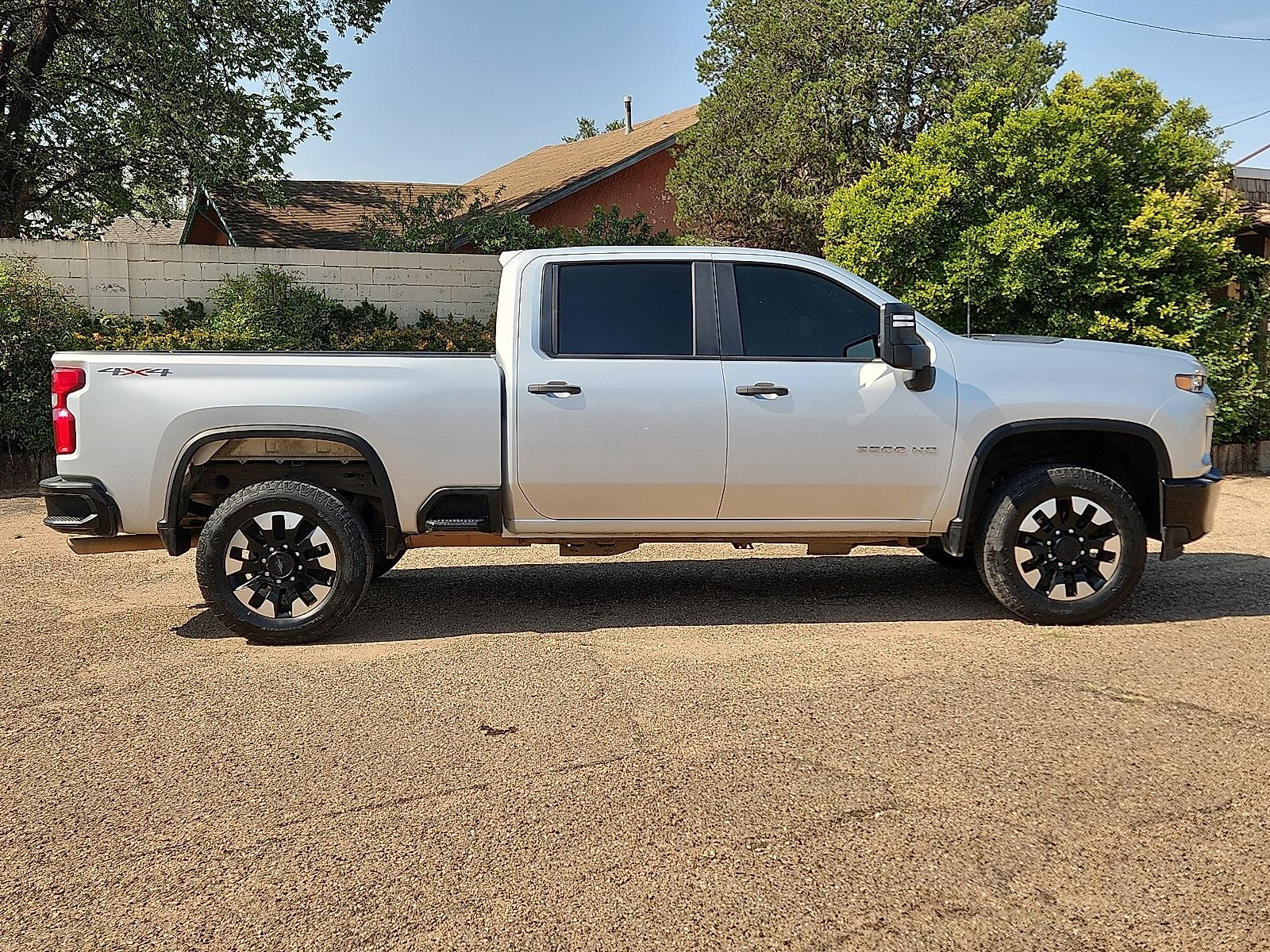 2020 Chevrolet Silverado Custom