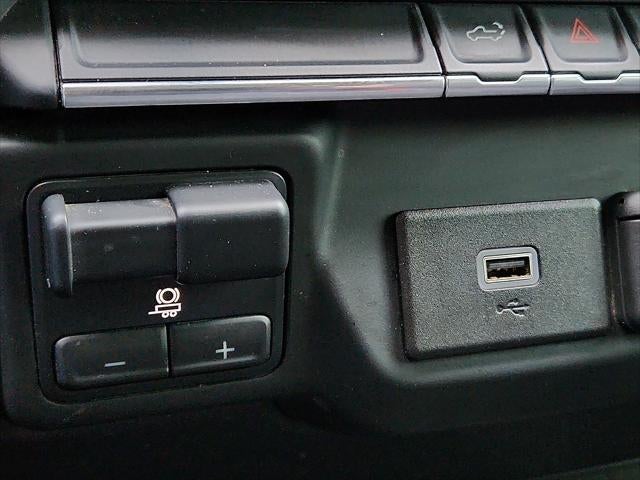2020 Chevrolet Silverado Custom