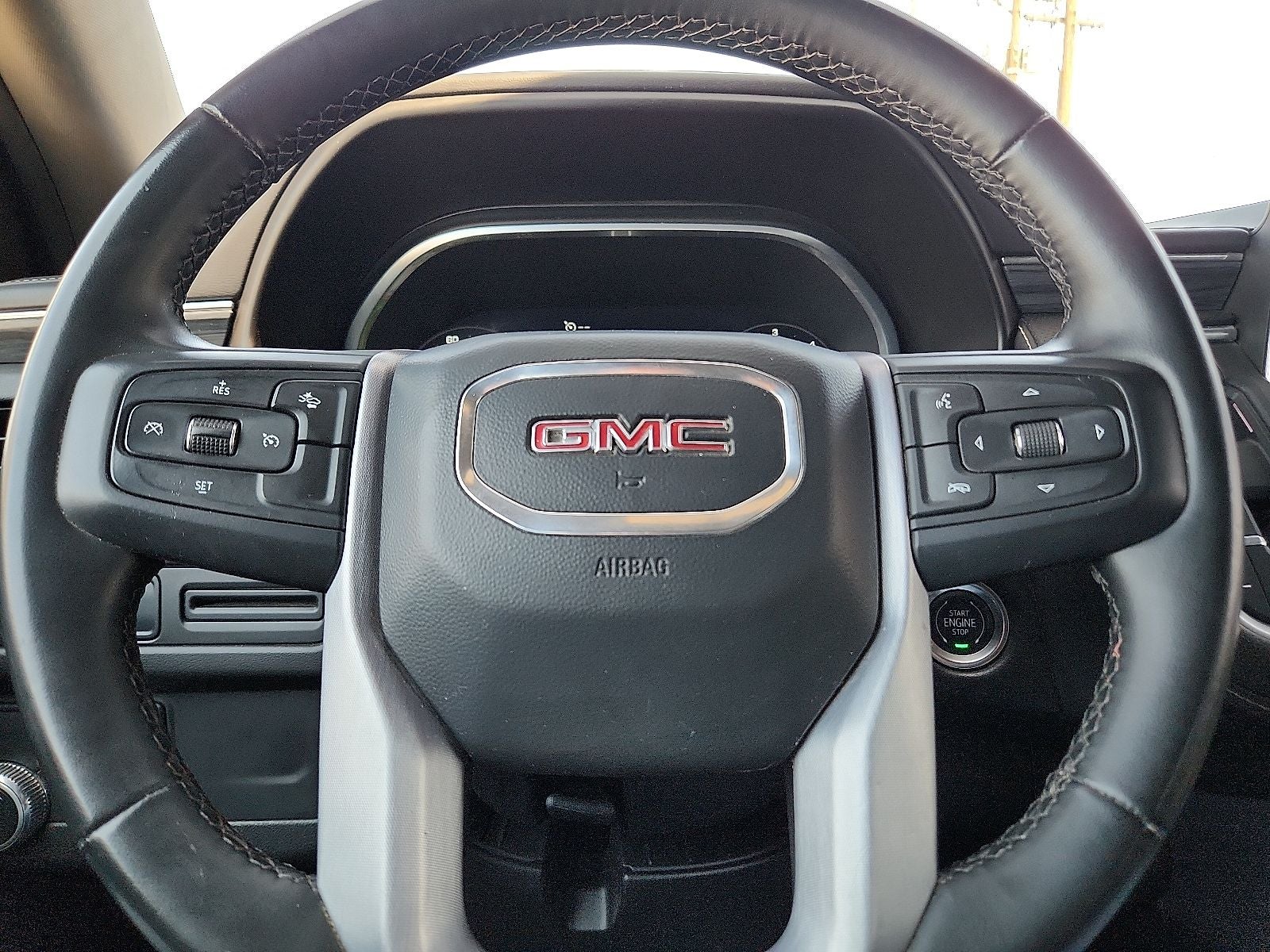 2023 GMC Yukon XL SLT
