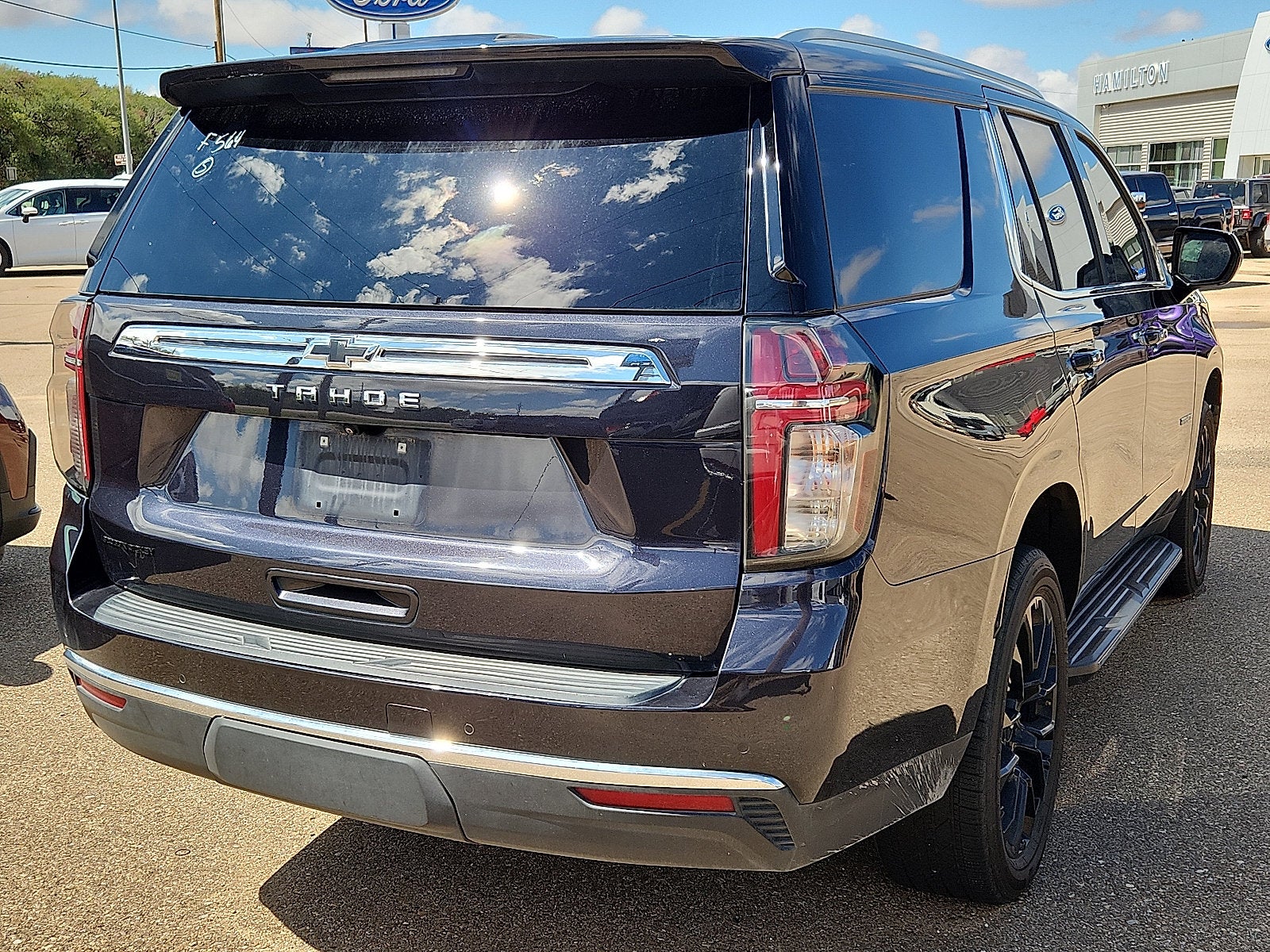 2023 Chevrolet Tahoe LS