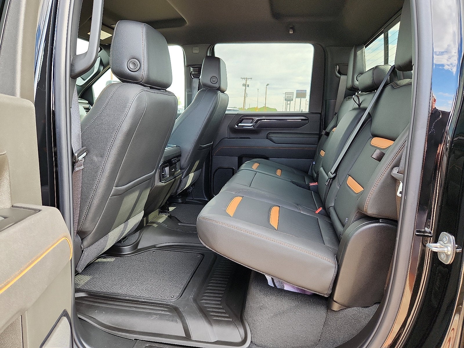 2025 GMC Sierra HD AT4
