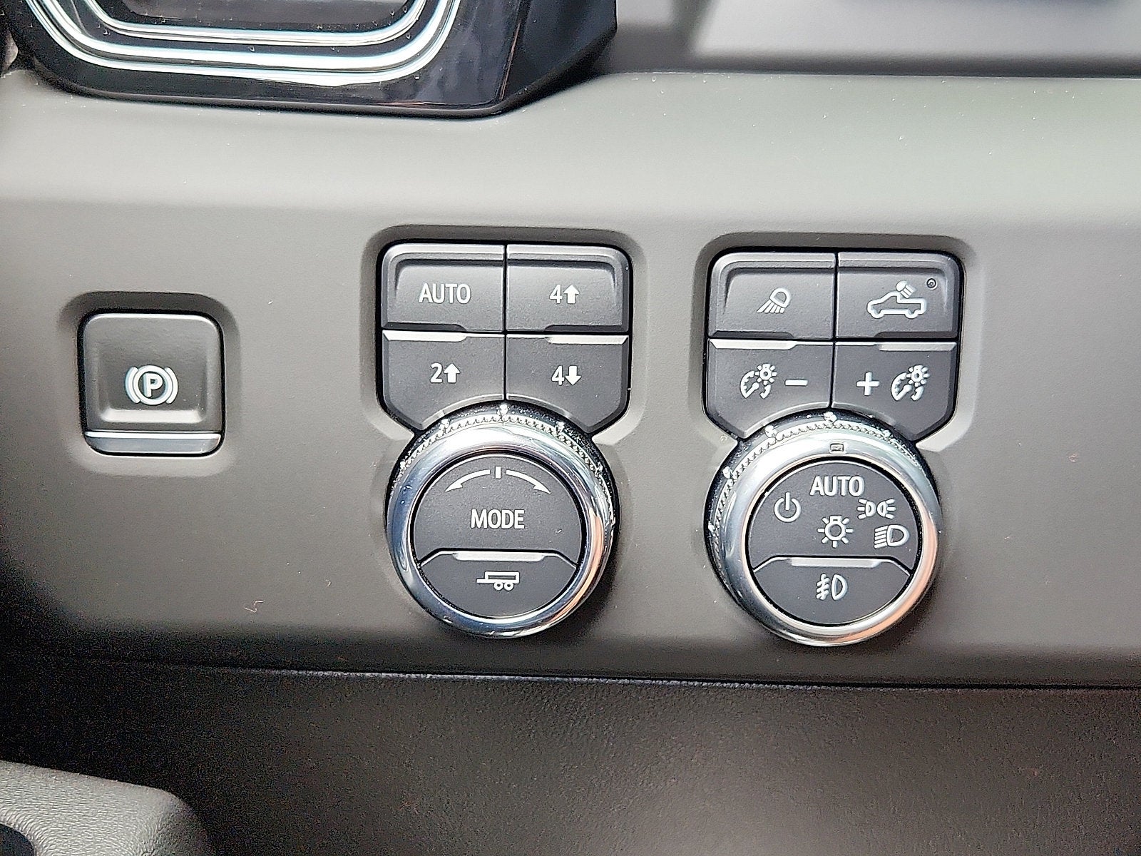 2025 GMC Sierra HD AT4