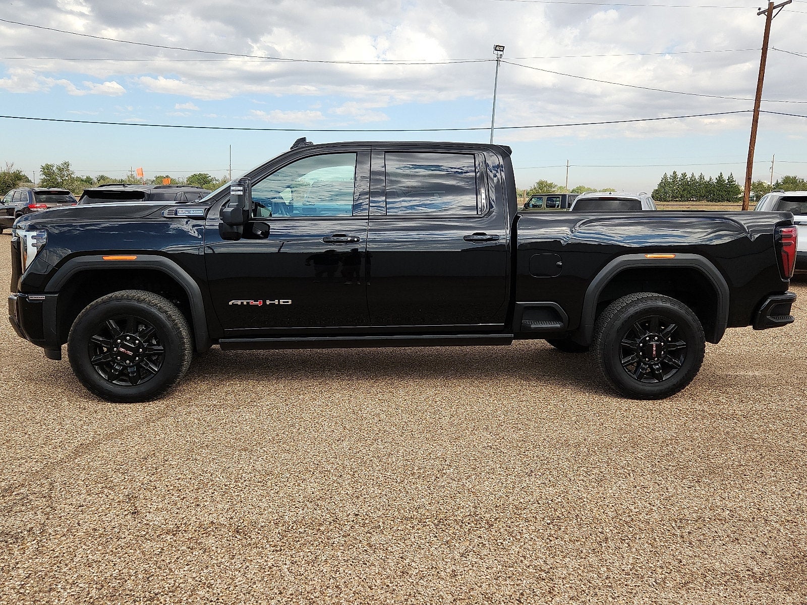 2025 GMC Sierra HD AT4