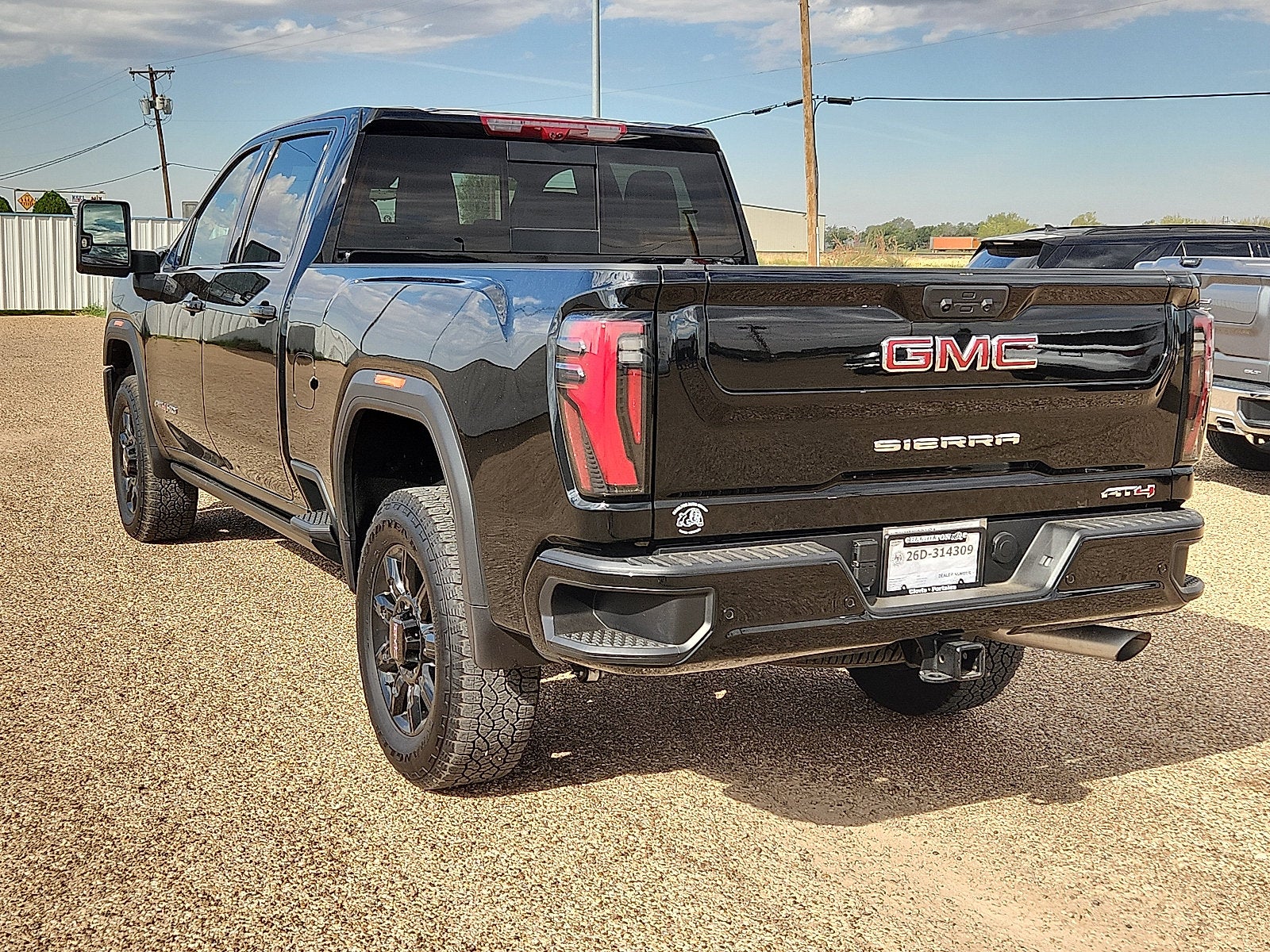 2025 GMC Sierra HD AT4