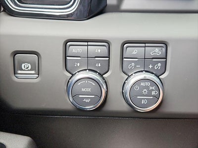 2025 GMC Sierra HD AT4