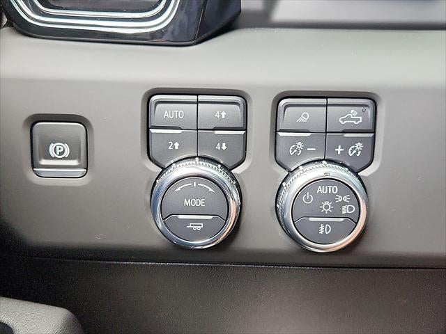 2025 GMC Sierra HD AT4