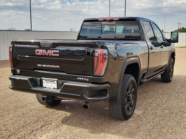 2025 GMC Sierra HD AT4