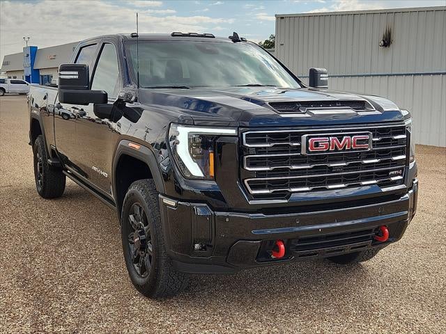 2025 GMC Sierra HD AT4