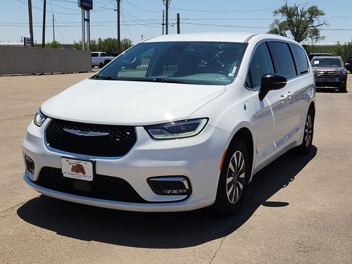 2024 Chrysler Pacifica Select