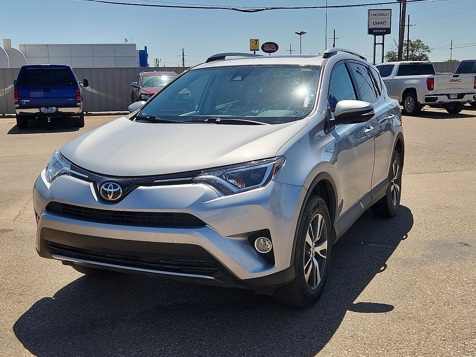 2017 Toyota RAV4 XLE