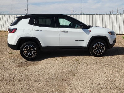 2025 Jeep Compass Trailhawk
