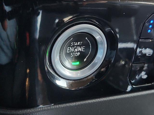 2023 GMC Sierra SLT