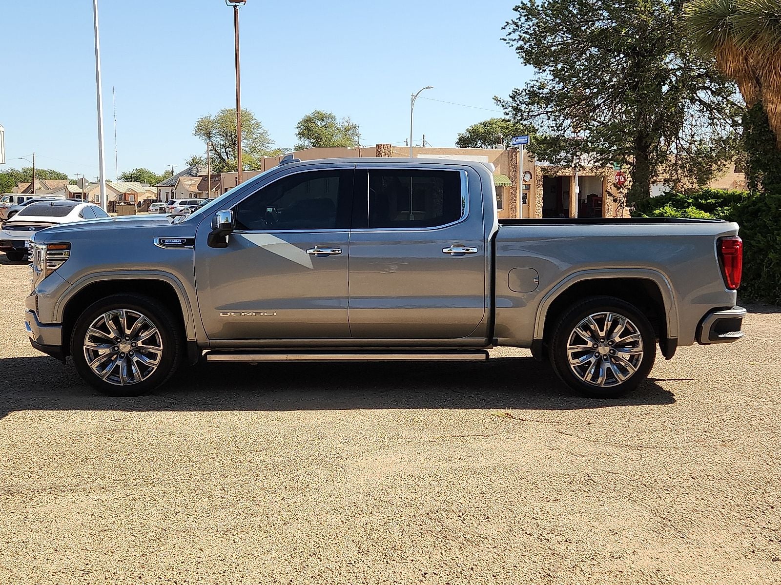 2024 GMC Sierra Denali