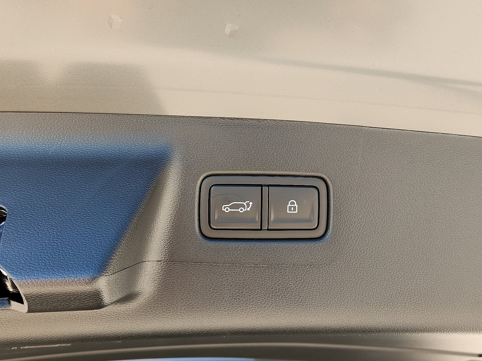 2027 Hyundai Santa Fe SE