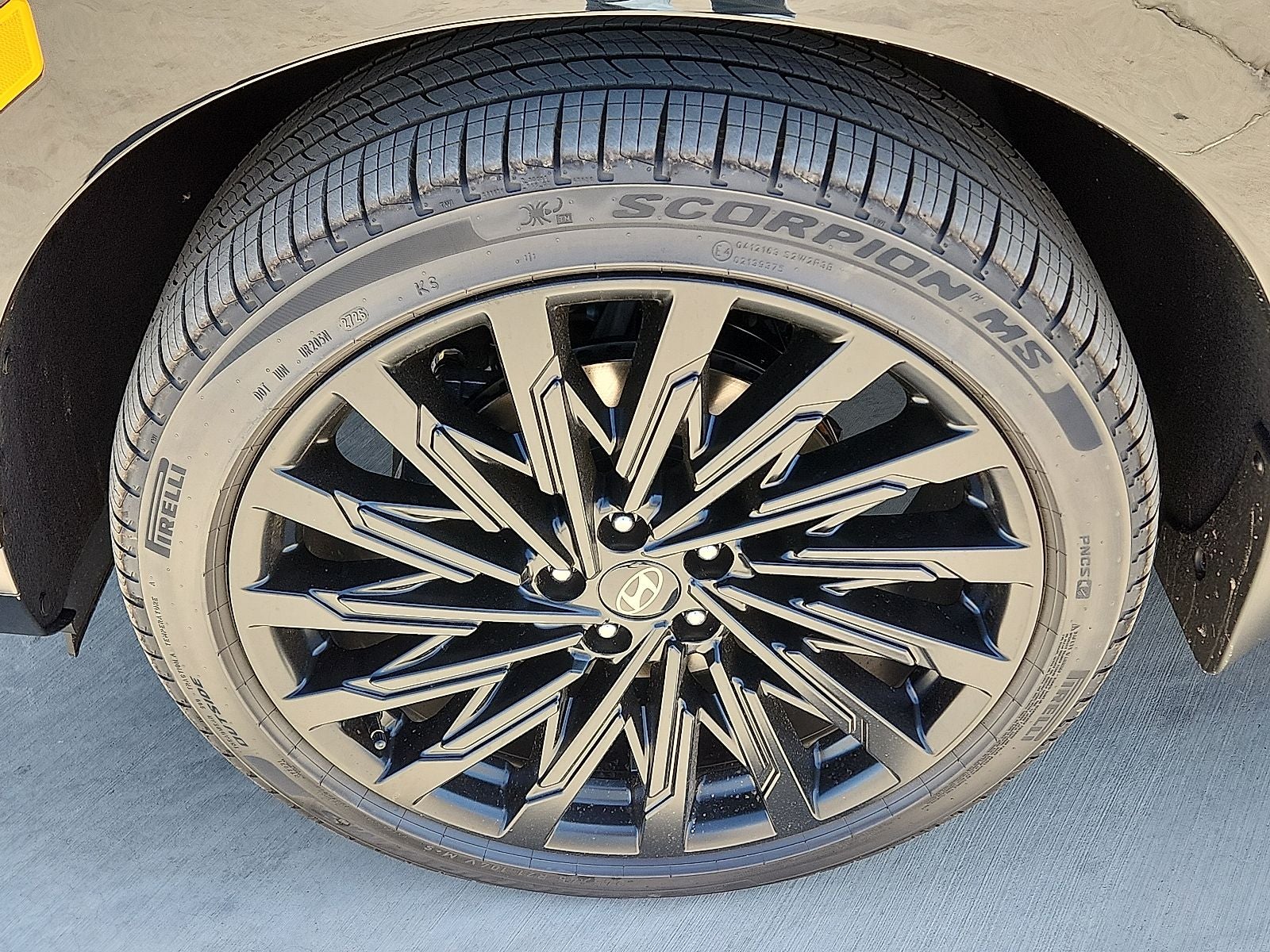 2027 Hyundai Santa Fe Calligraphy