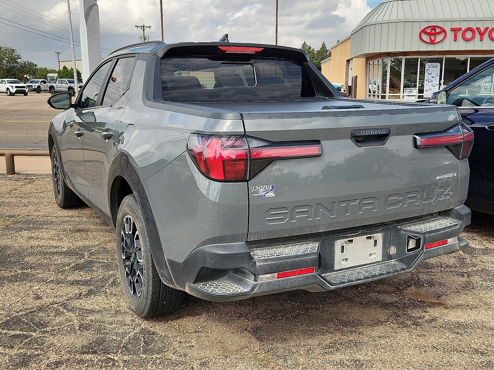 2023 Hyundai Santa Cruz SEL Premium