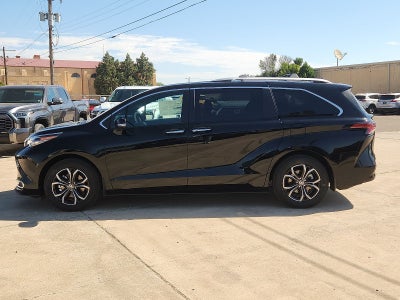 2026 Toyota Sienna Platinum