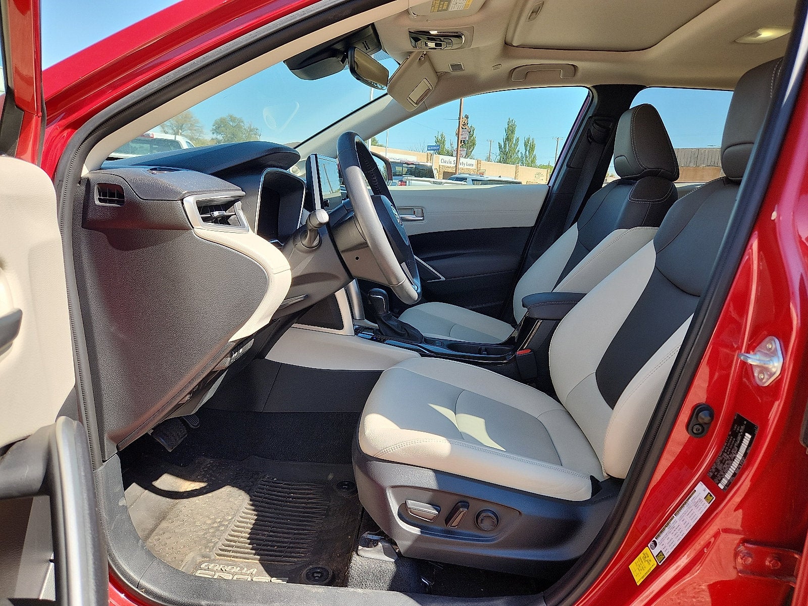 2023 Toyota Corolla Cross XLE