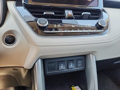 2023 Toyota Corolla Cross XLE