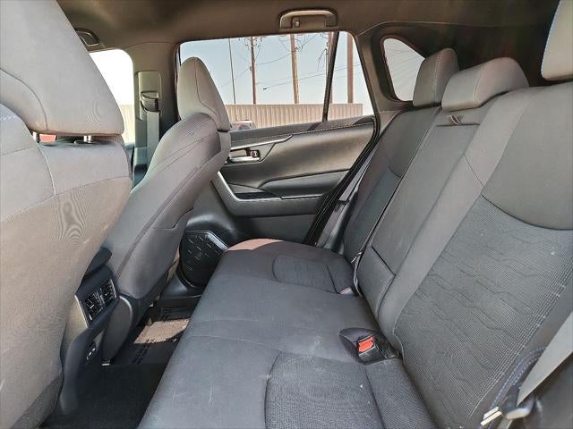 2023 Toyota RAV4 Hybrid SE
