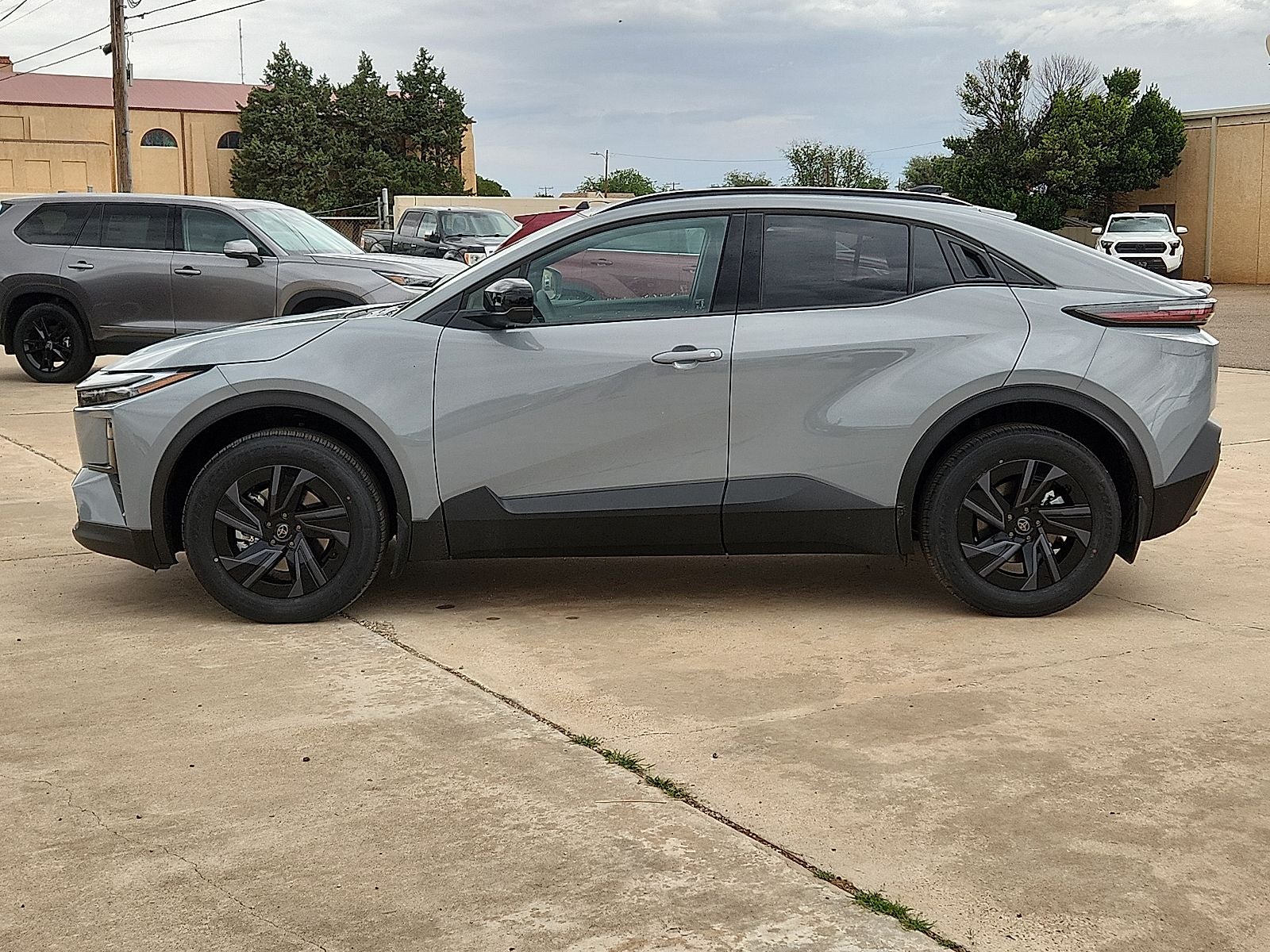 2026 Toyota C-HR SE