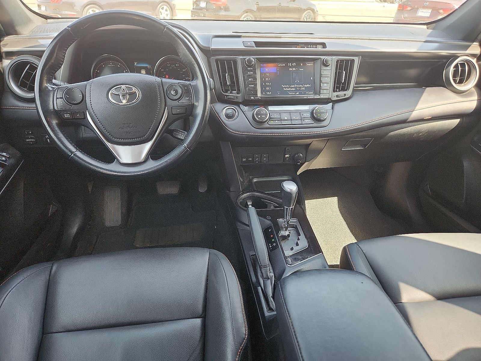 2017 Toyota RAV4 SE