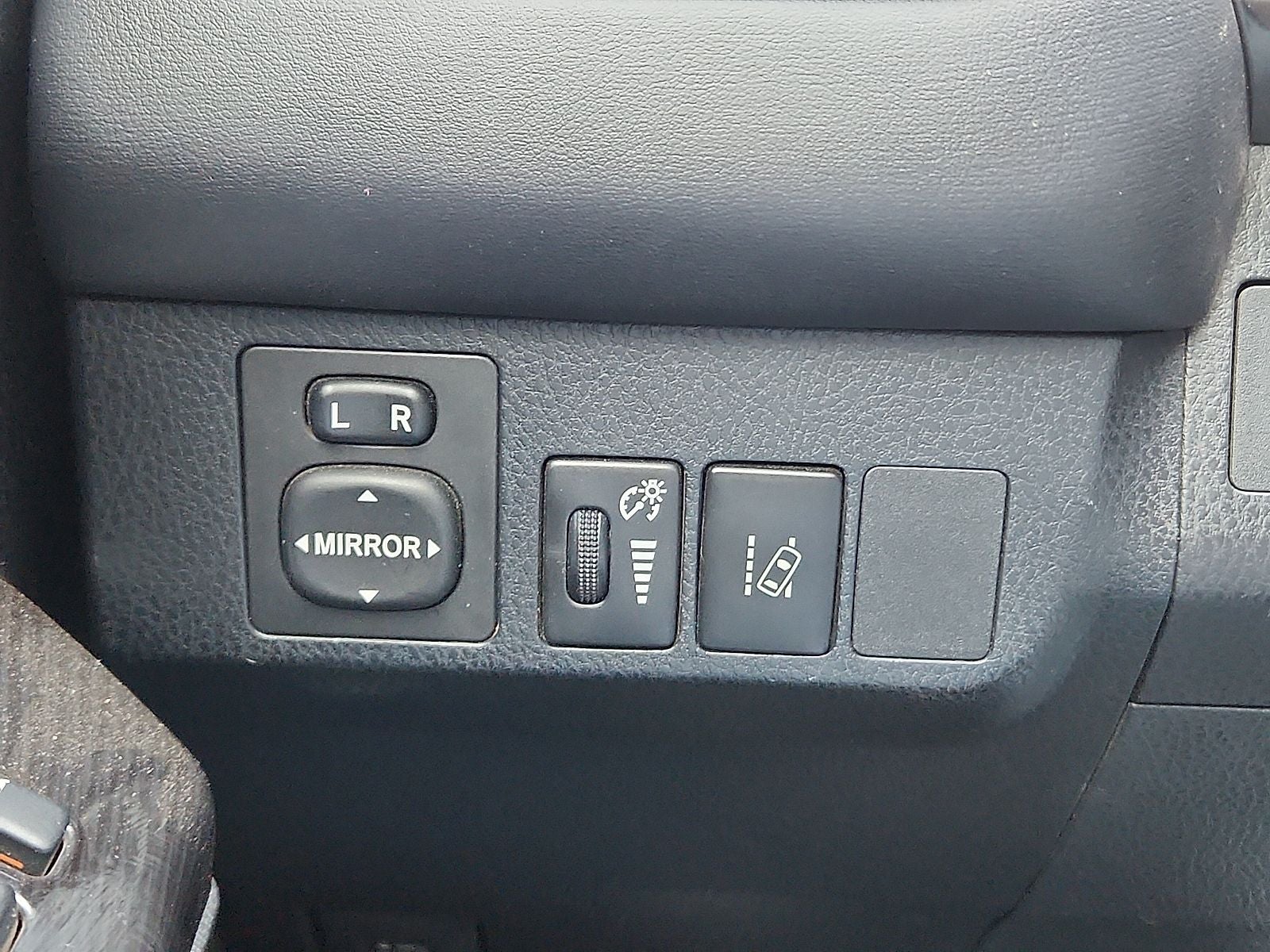 2017 Toyota RAV4 SE