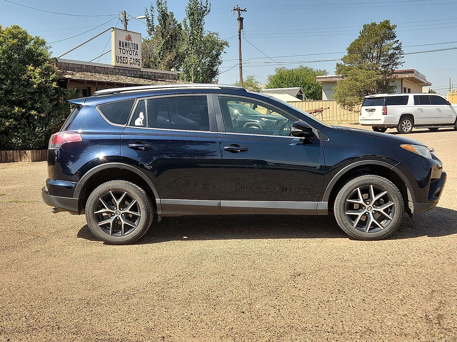 2017 Toyota RAV4 SE