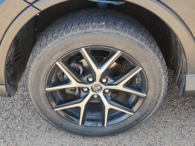 2017 Toyota RAV4 SE