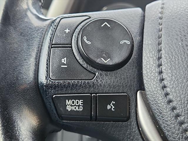 2017 Toyota RAV4 SE