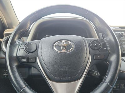 2017 Toyota RAV4 SE